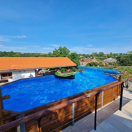 Buzas Pince Vendeghaz Hotel Ecsed Luaran gambar