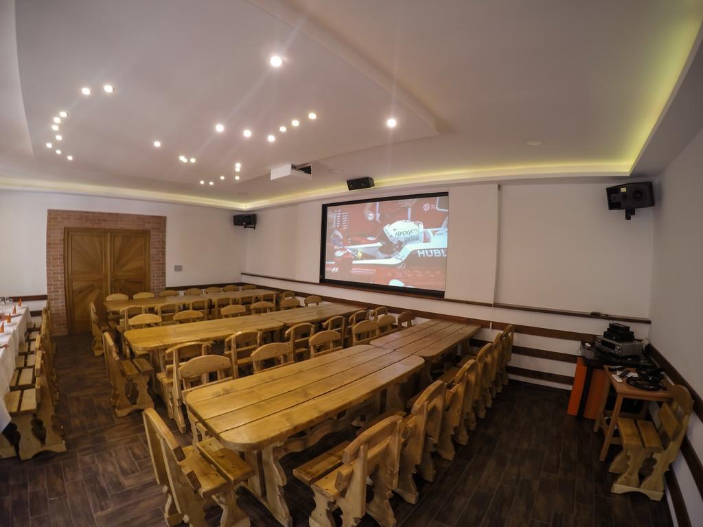 Buzas Pince Vendeghaz Hotel Ecsed Luaran gambar